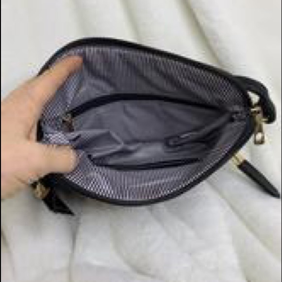 Cross Body Vegan Leather Tassel Handbag, Mustard color - Picture 3 of 3